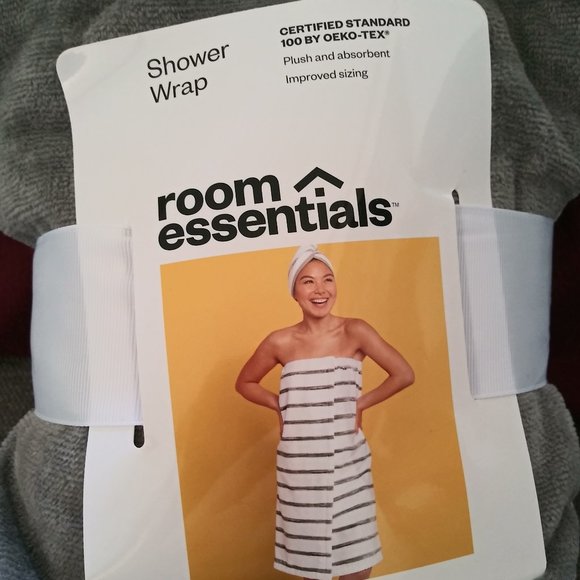 Room Essentials Shower Wraps - Set of 2 - Picture 4 of 10